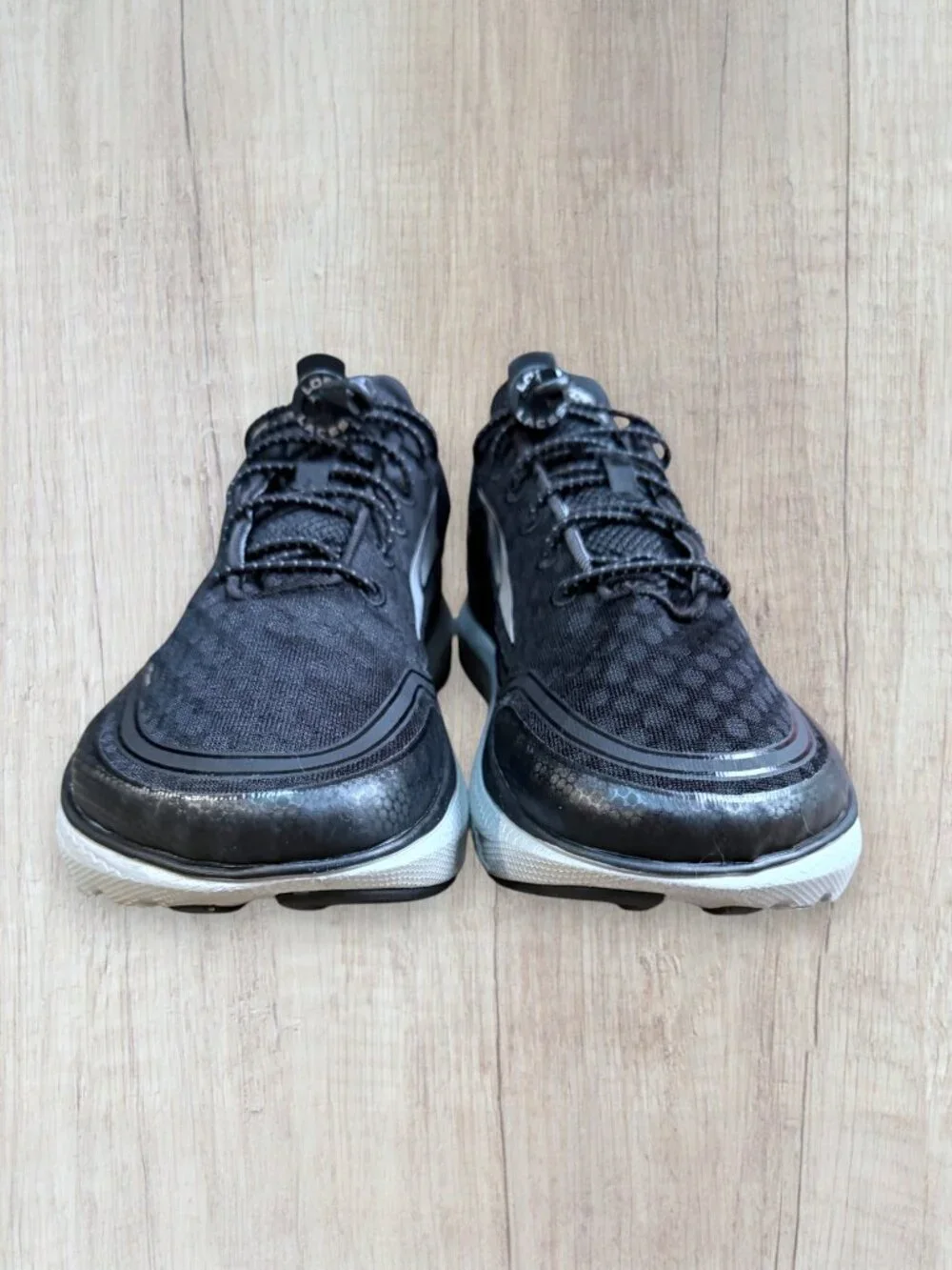 Altra Paradigm 5 Black Running Shoes Zero Drop FootShape Wide Toe Box Mens 10